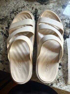 CROCS Womens Three-Strap Slide Sandals in Beige